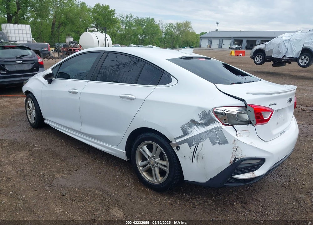 2017 CHEVROLET CRUZE LT AUTO VIN: 1G1BE5SM6H7209407