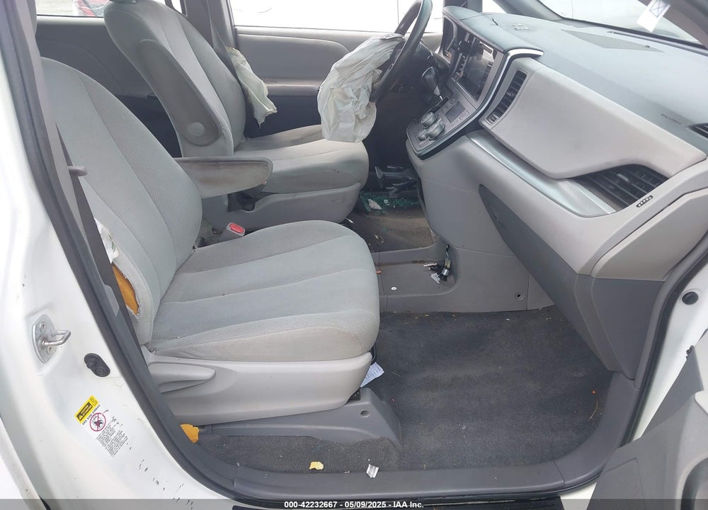 2017 TOYOTA SIENNA L 7 PASSENGER VIN: 5TDZZ3DC7HS819101