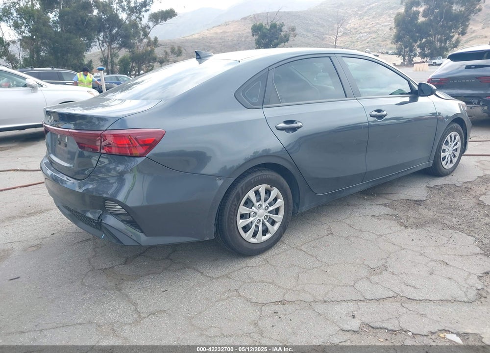 2022 KIA FORTE FE VIN: 3KPF24AD5NE427153