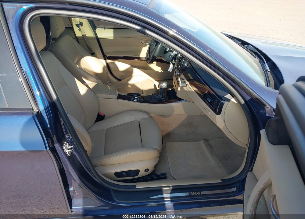 2011 BMW 335I XDRIVE VIN: WBAPL5G56BNN22042