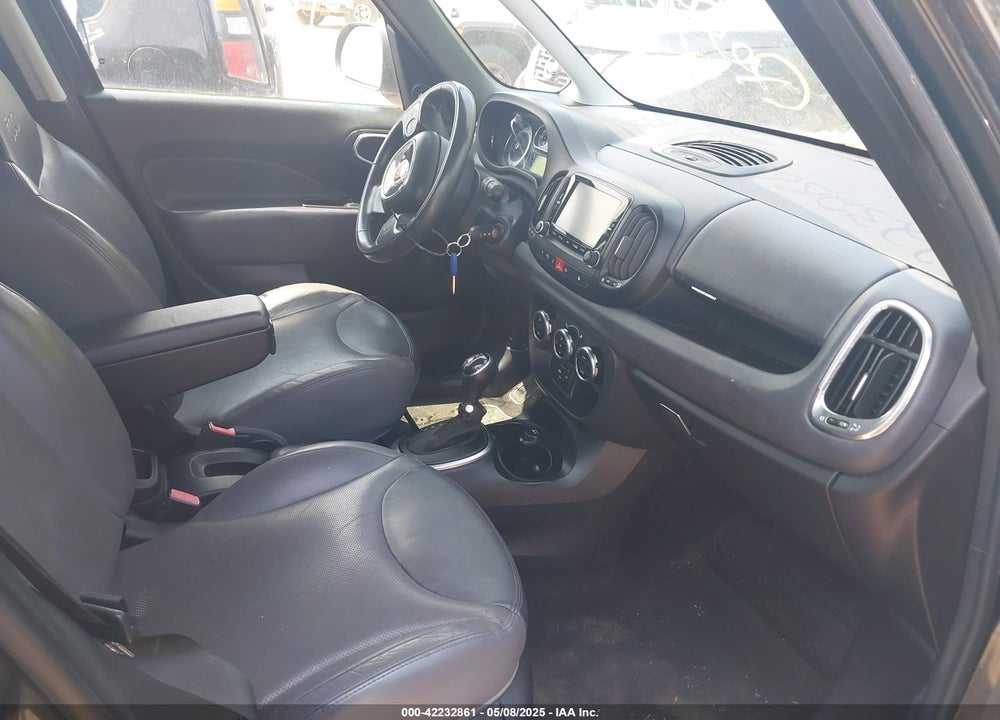 2014 FIAT 500L VIN: ZFBCFACH1EZ003031
