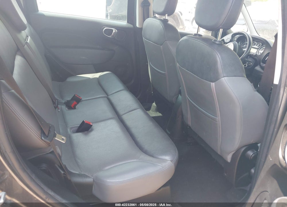 2014 FIAT 500L VIN: ZFBCFACH1EZ003031