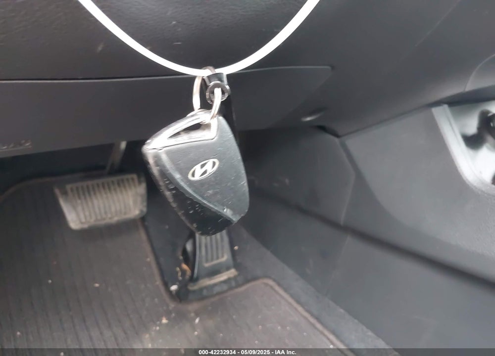 2014 HYUNDAI SANTA FE SPORT VIN: 5XYZU3LB5EG197078