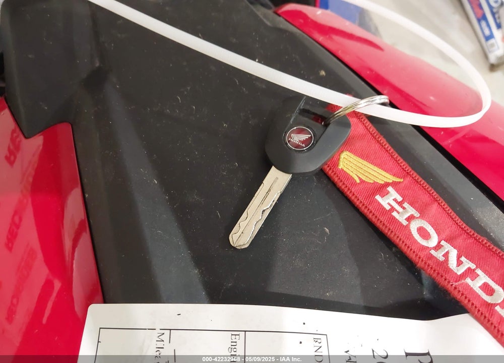 2024 HONDA CBR1000 RR VIN: JH2SC7717RK700145