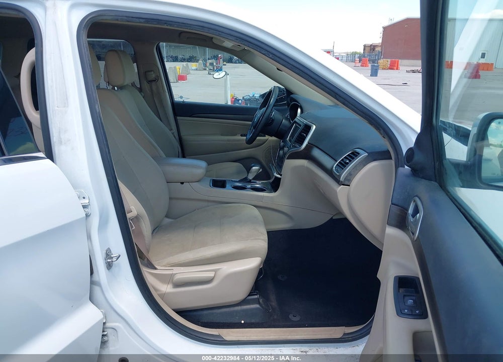 2017 JEEP GRAND CHEROKEE VIN: 1C4RJEAG2HC618718