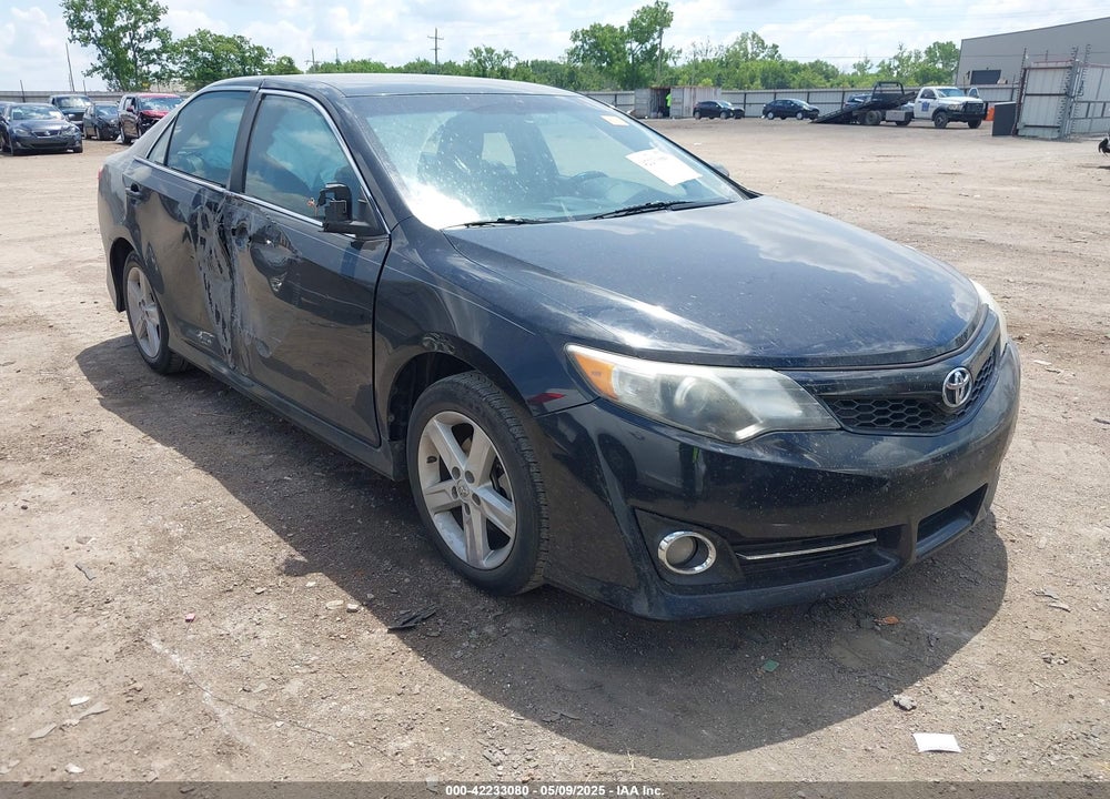 2014 TOYOTA CAMRY SE VIN: 4T1BF1FK3EU367041