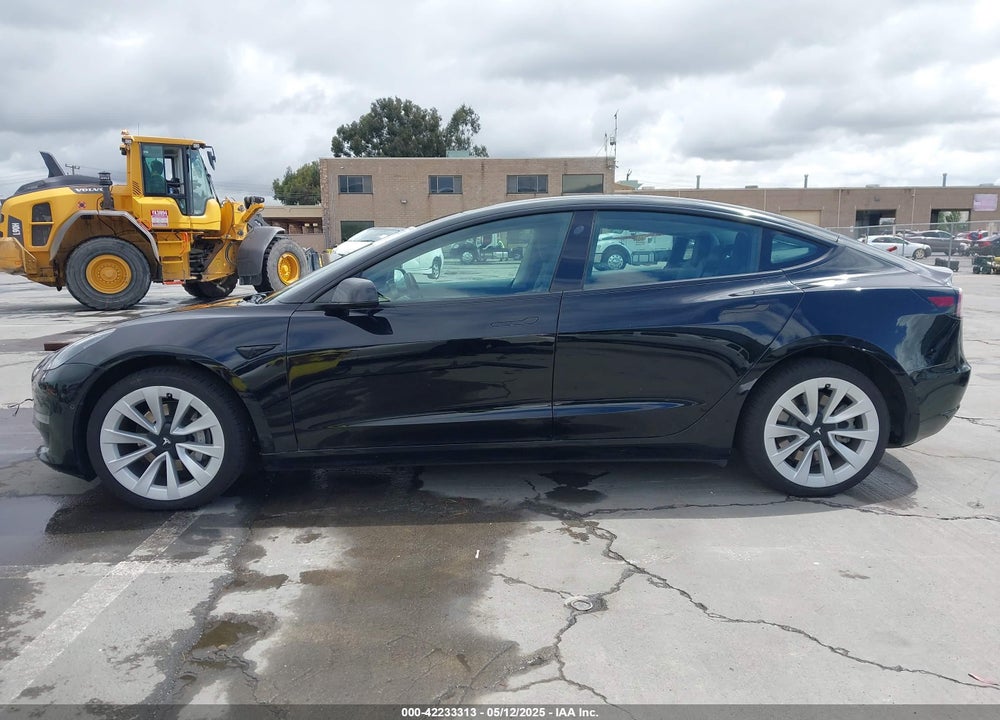 2022 TESLA MODEL 3 REAR-WHEEL DRIVE VIN: 5YJ3E1EA4NF302910