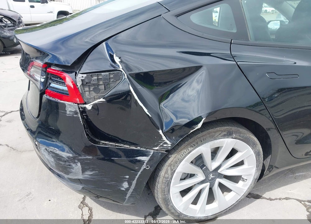 2022 TESLA MODEL 3 REAR-WHEEL DRIVE VIN: 5YJ3E1EA4NF302910