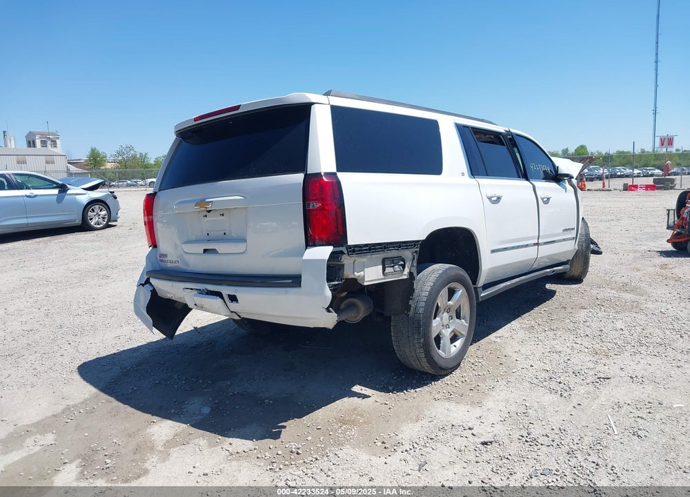 2017 CHEVROLET SUBURBAN LT VIN: 1GNSCHKC0HR252447