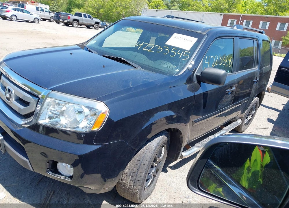 2011 HONDA PILOT VIN: 5FNYF4H46BB073054