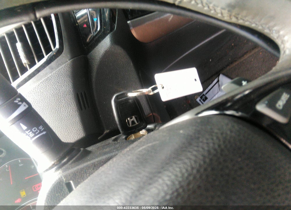 2016 HONDA ACCORD VIN: 1HGCR2F50GA127502