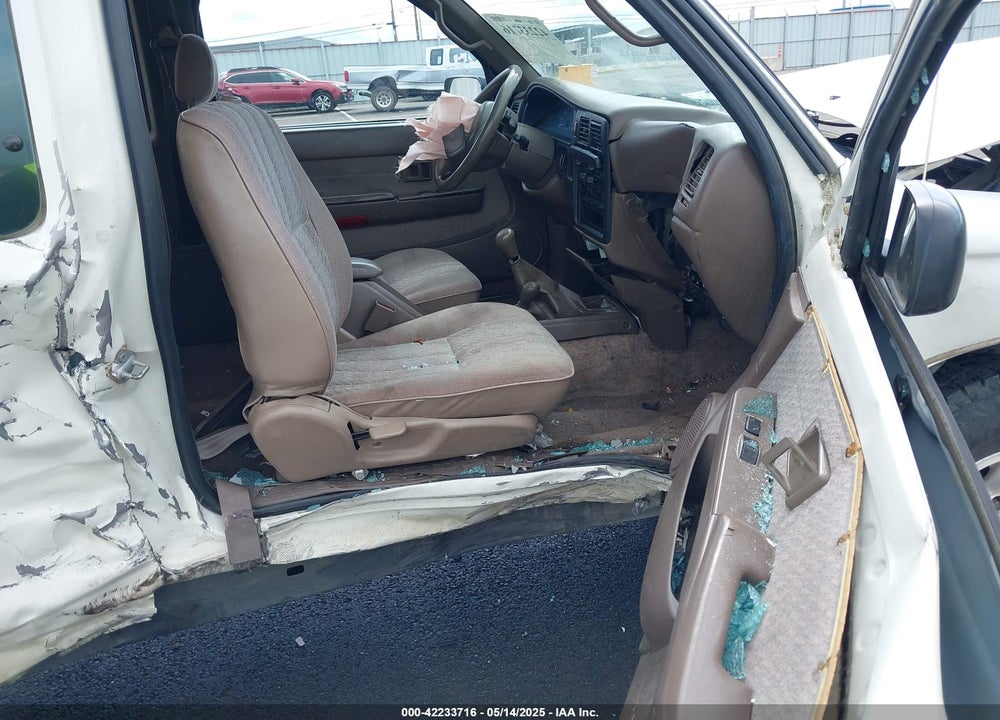1997 TOYOTA TACOMA VIN: 4TAWM72N4VZ319321