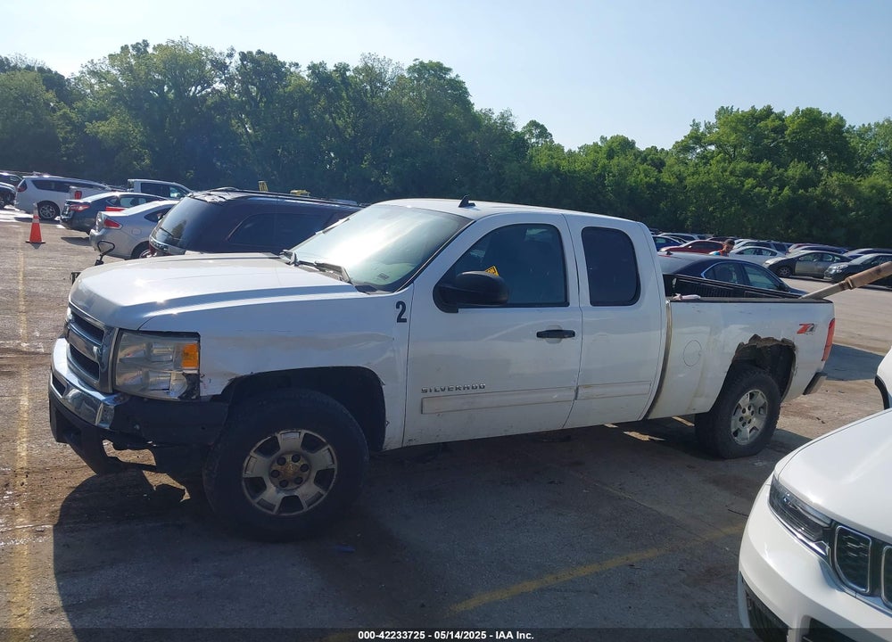 2010 CHEVROLET SILVERADO 1500 VIN: 1GCSKSE38AZ252481