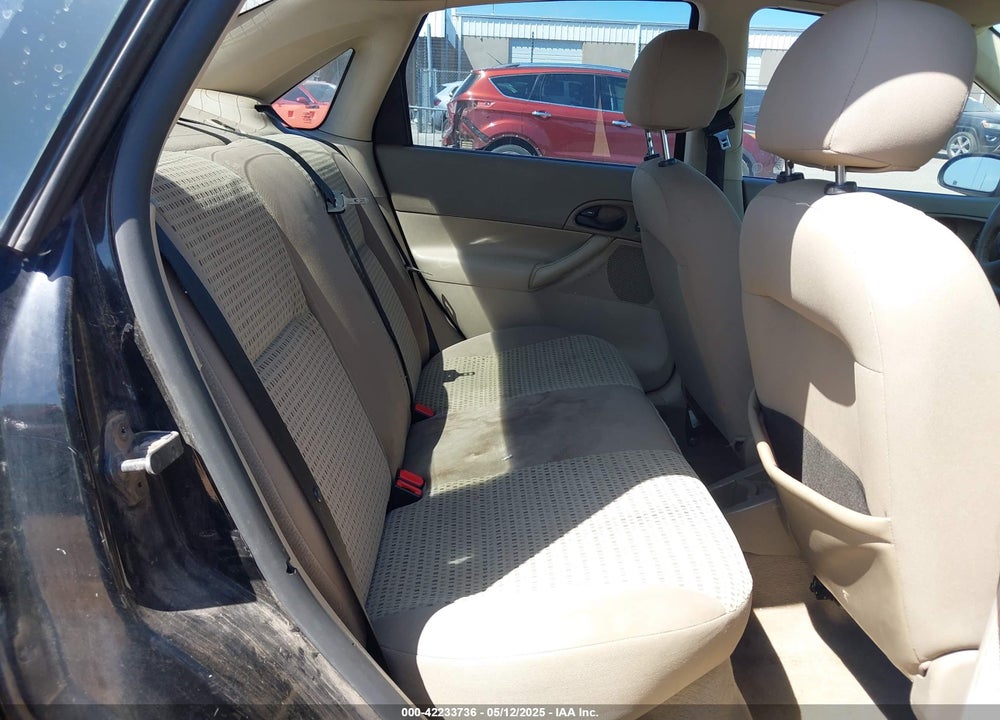 2007 FORD FOCUS S/SE/SES VIN: 1FAFP34N97W194747