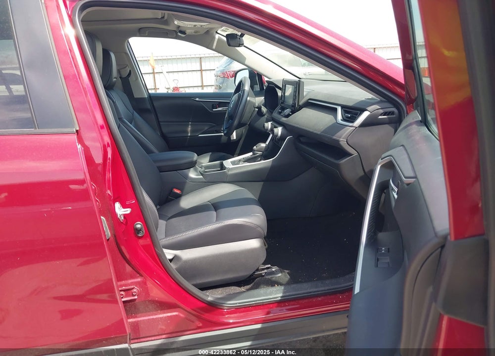 2019 TOYOTA RAV4 VIN: 2T3A1RFV8KW080641