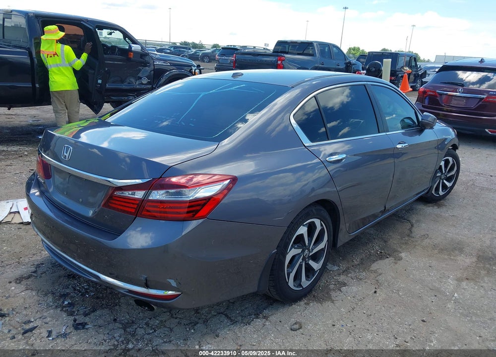 2016 HONDA ACCORD EX-L VIN: 1HGCR2F82GA009901