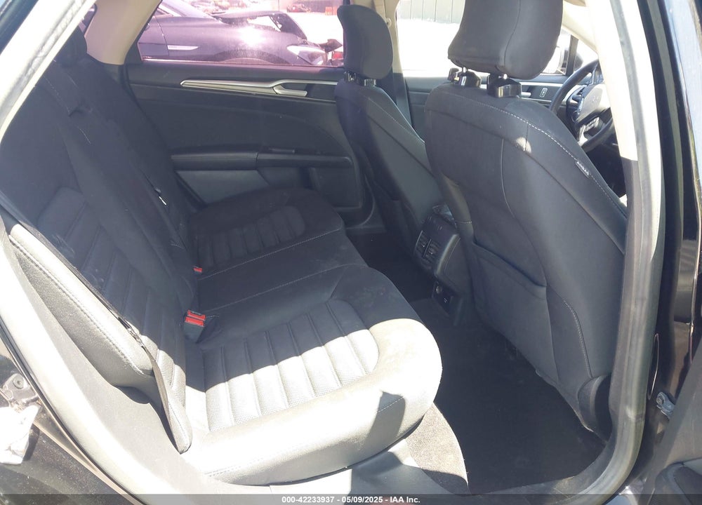 2017 FORD FUSION HYBRID SE VIN: 3FA6P0LU5HR247617