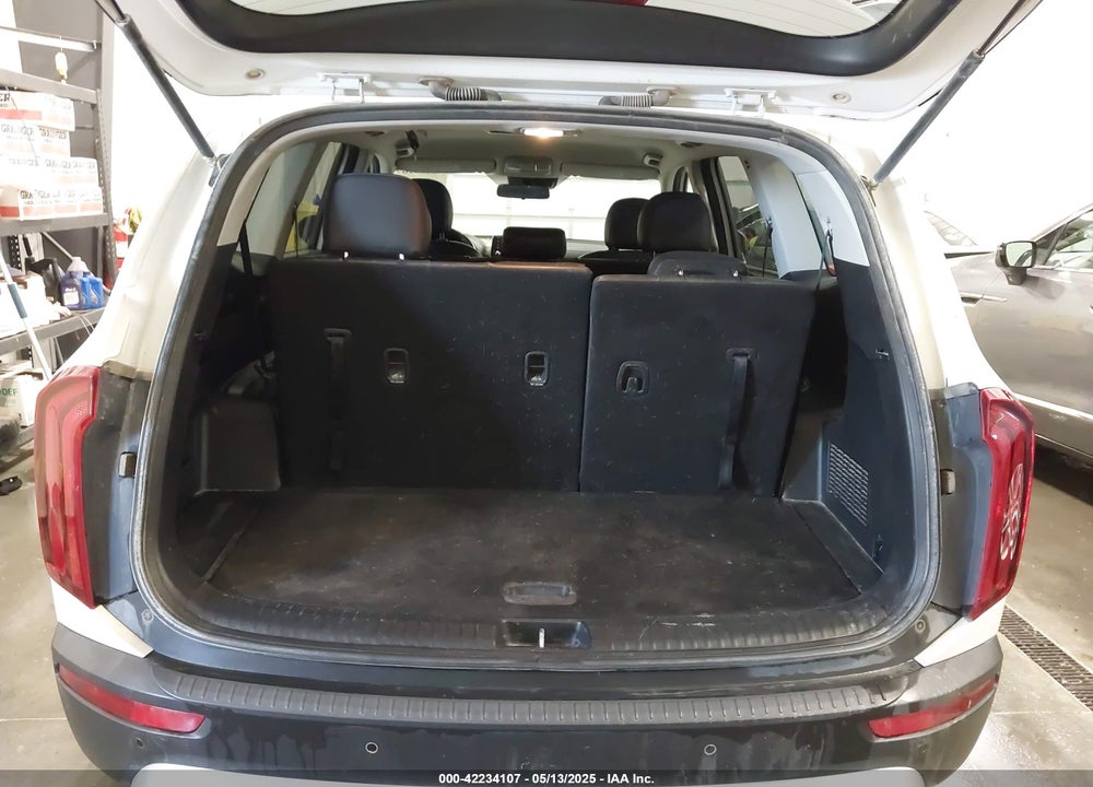 2020 KIA TELLURIDE LX VIN: 5XYP2DHC1LG052749