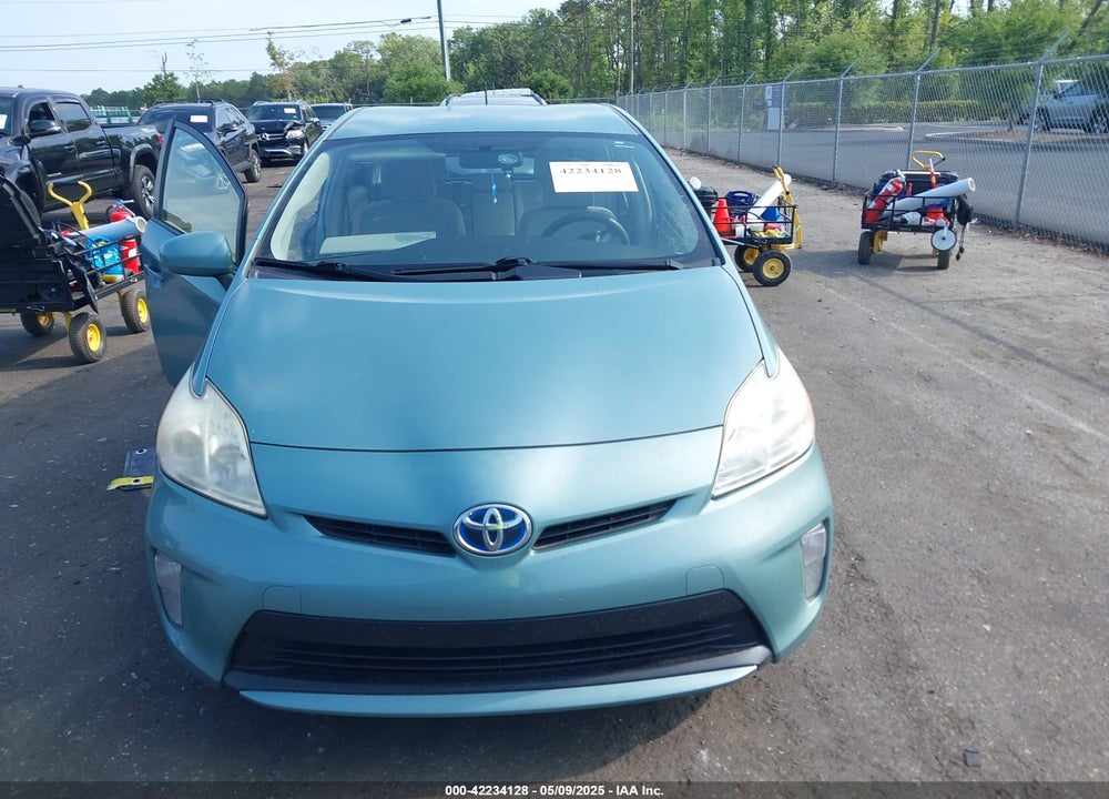 2014 TOYOTA PRIUS VIN: JTDKN3DUXE1852835