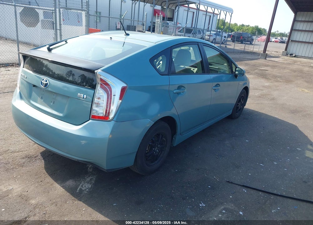 2014 TOYOTA PRIUS VIN: JTDKN3DUXE1852835