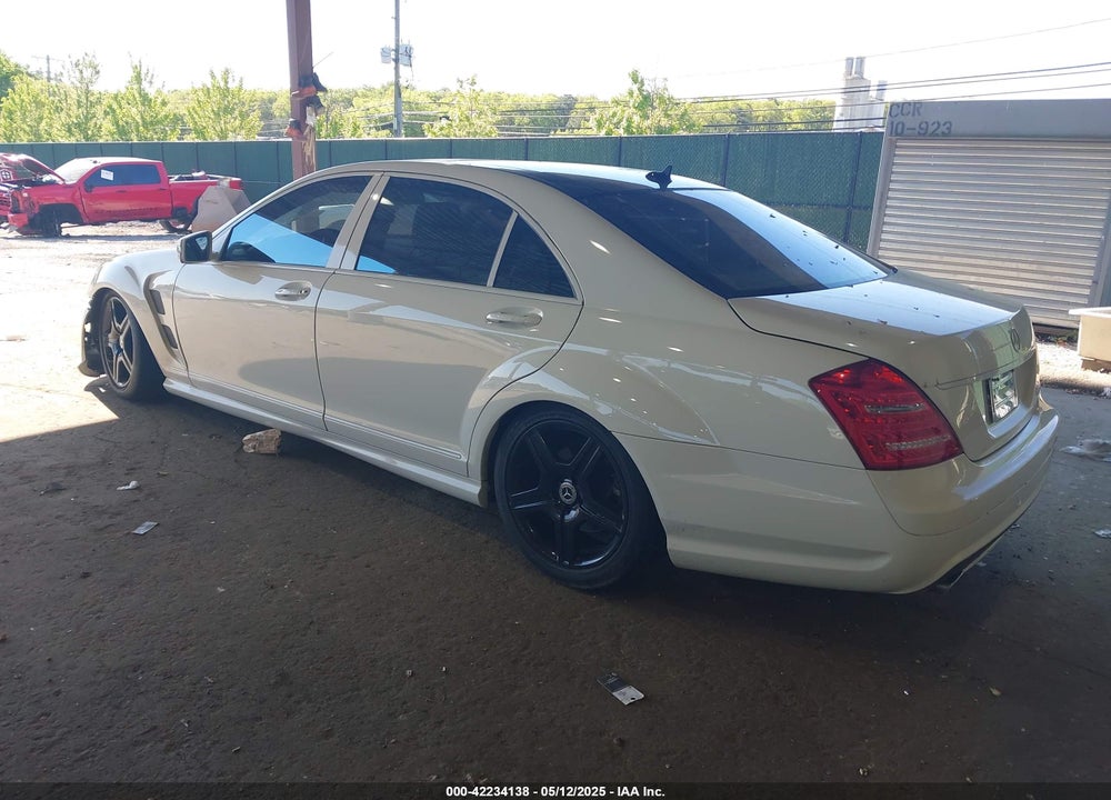 2008 MERCEDES-BENZ S 550 4MATIC VIN: WDDNG86X88A230546