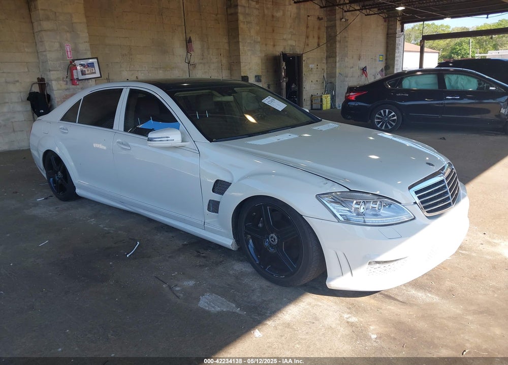 2008 MERCEDES-BENZ S 550 4MATIC VIN: WDDNG86X88A230546