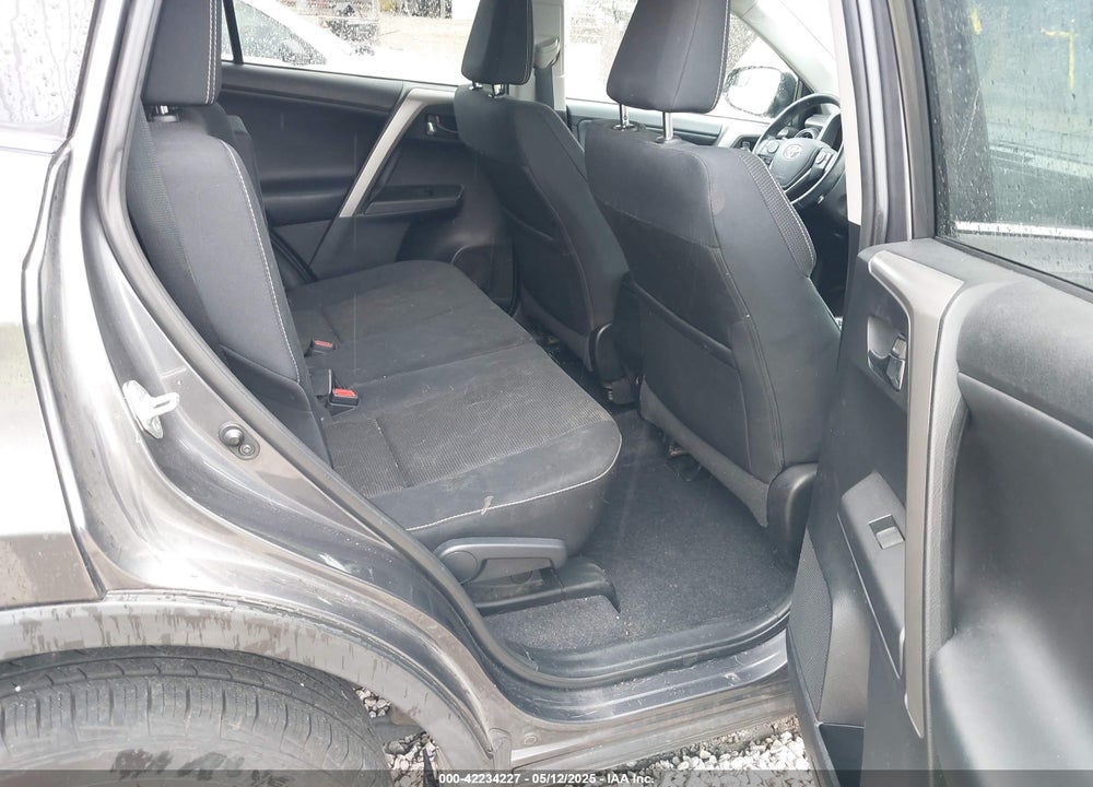 2016 TOYOTA RAV4 VIN: 2T3RFREV4GW494108