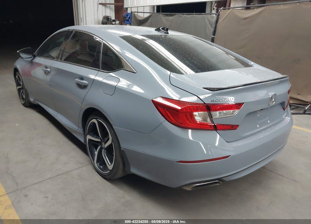 2022 HONDA ACCORD VIN: 1HGCV1F34NA122093