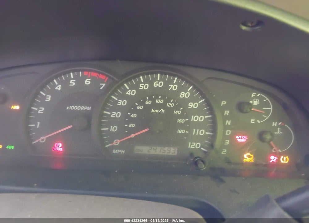 2005 TOYOTA TUNDRA LIMITED V8 VIN: 5TBDT48155S500035