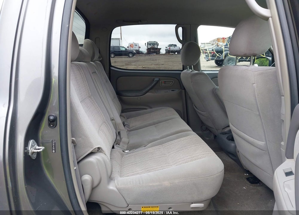 2006 TOYOTA TUNDRA SR5 V8 VIN: 5TBDT44136S539715