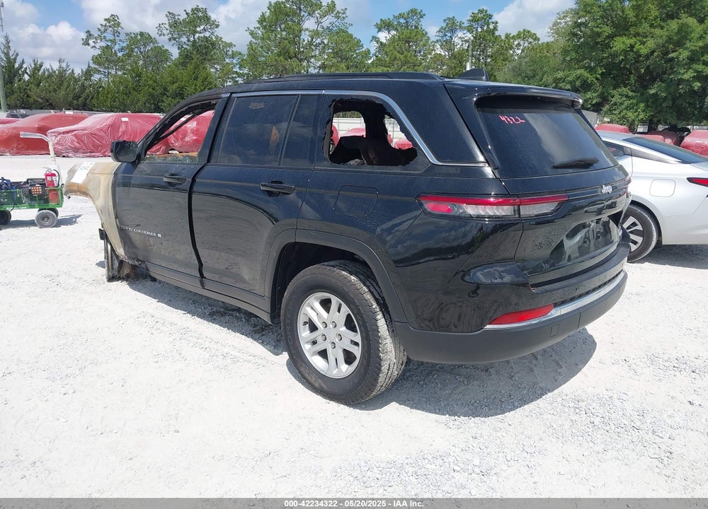 2024 JEEP GRAND CHEROKEE LAREDO 4X2 VIN: 1C4RJGAGXRC187574
