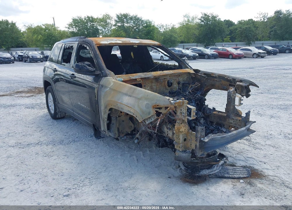 2024 JEEP GRAND CHEROKEE LAREDO 4X2 VIN: 1C4RJGAGXRC187574