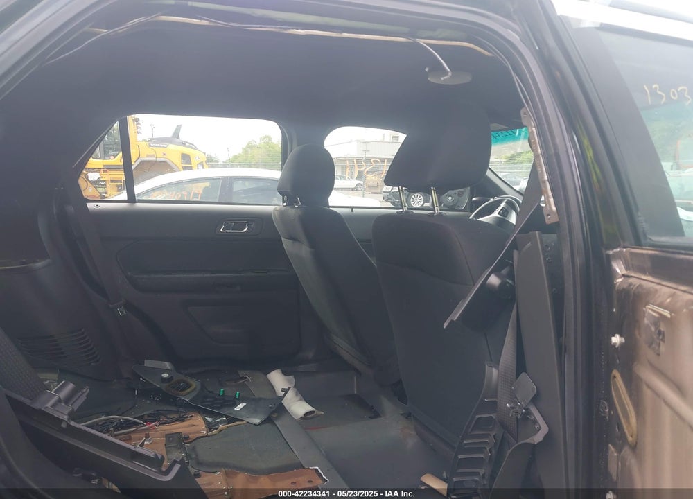 2013 FORD POLICE INTERCEPTOR VIN: 1FM5K8AR1DGC40288