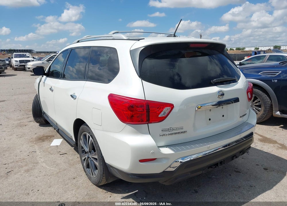 2018 NISSAN PATHFINDER VIN: 5N1DR2MN4JC666671