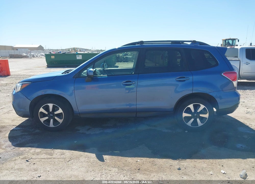 2017 SUBARU FORESTER VIN: JF2SJAEC7HH487694