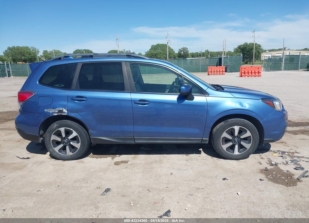 2017 SUBARU FORESTER VIN: JF2SJAEC7HH487694