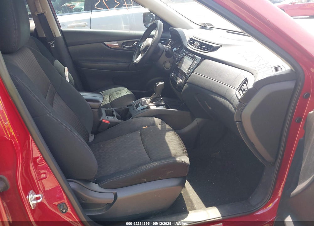 2017 NISSAN ROGUE SV VIN: 5N1AT2MT0HC834447