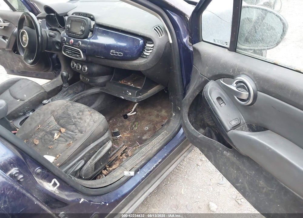 2017 FIAT 500X VIN: ZFBCFYAB8HP535996