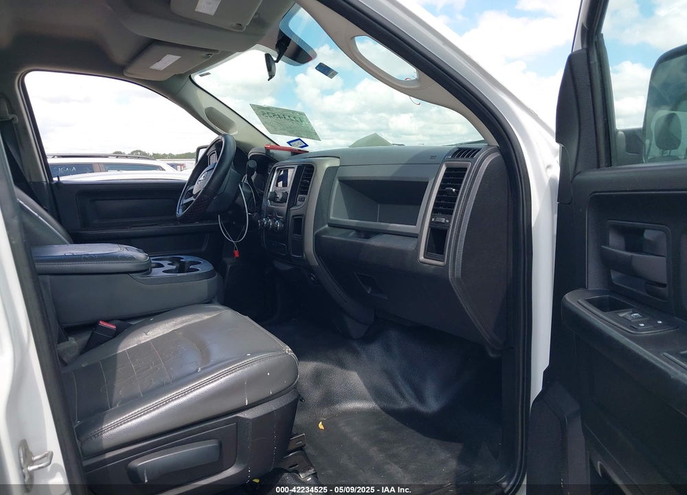 2013 RAM 1500 VIN: 1C6RR7FP4DS672929