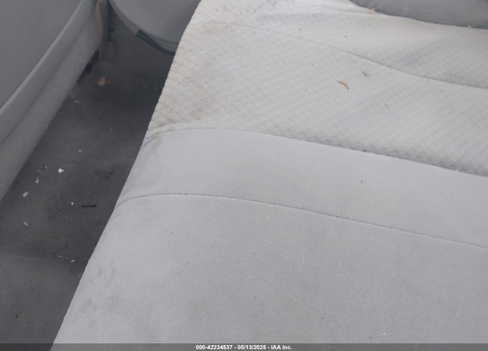 2008 TOYOTA CAMRY LE VIN: 4T4BE46K98R013524