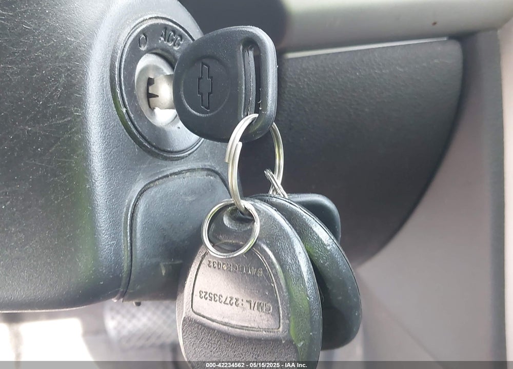 2005 CHEVROLET COBALT LS VIN: 1G1AL12F357583853