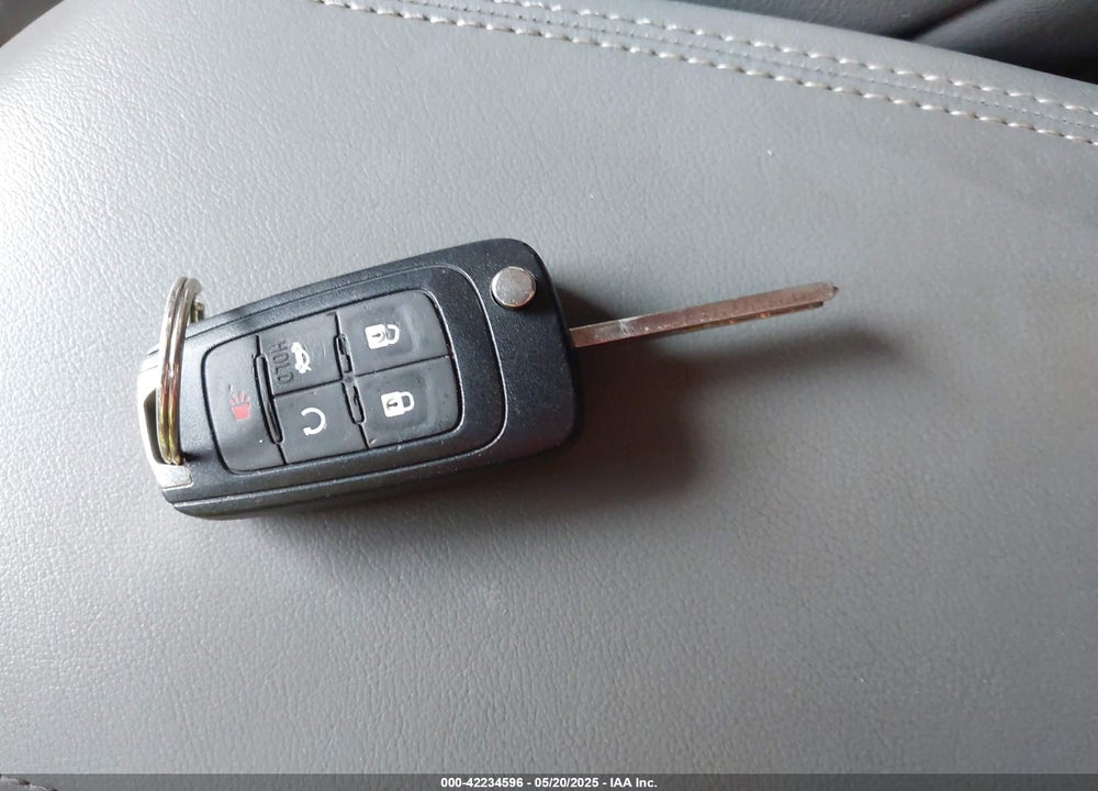 2015 CHEVROLET MALIBU VIN: 1G11D5SL2FF223183