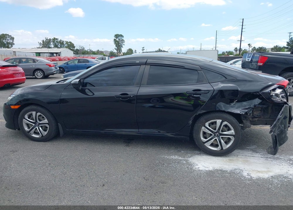 2017 HONDA CIVIC LX VIN: 2HGFC2F52HH514599
