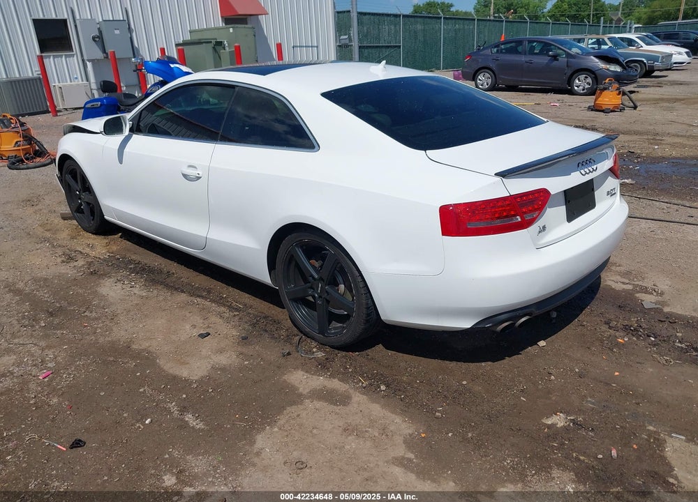 2010 AUDI A5 2.0T PREMIUM VIN: WAUVFAFR3AA008120