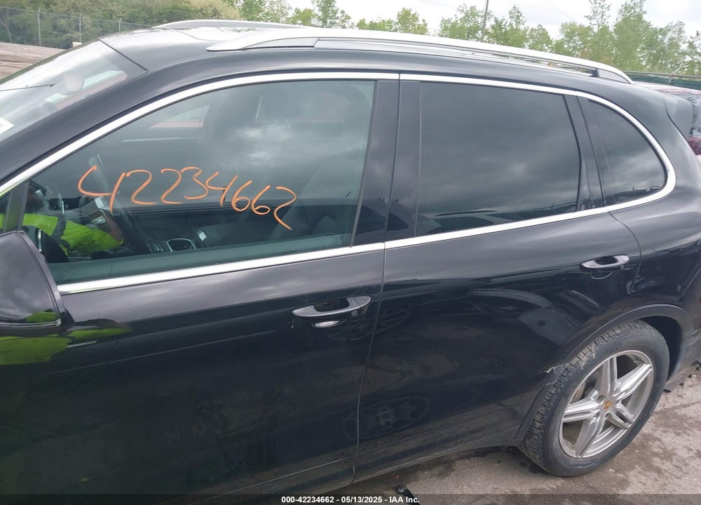 2016 PORSCHE CAYENNE VIN: WP1AB2A23GLA95509