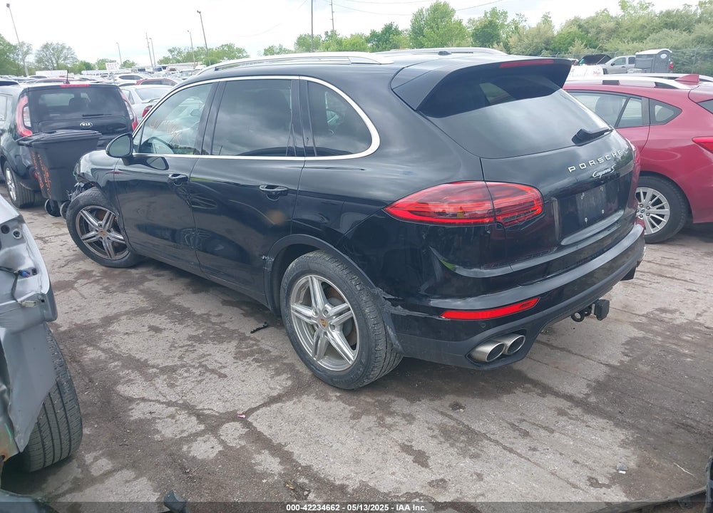2016 PORSCHE CAYENNE VIN: WP1AB2A23GLA95509