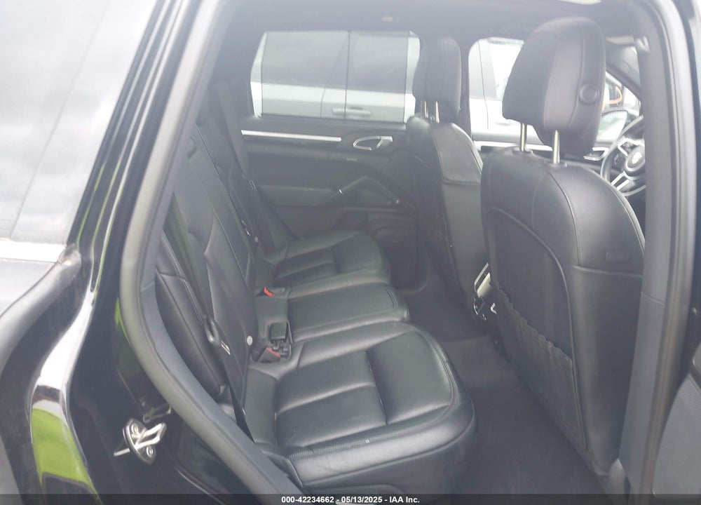 2016 PORSCHE CAYENNE VIN: WP1AB2A23GLA95509