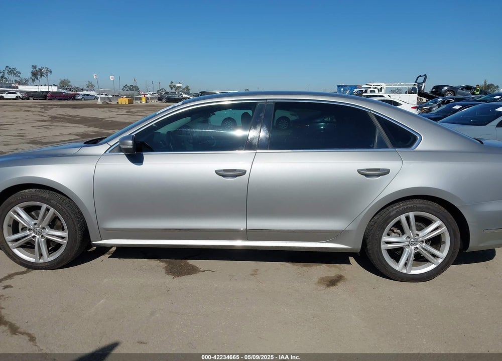 2013 VOLKSWAGEN PASSAT VIN: 1VWBN7A38DC134297