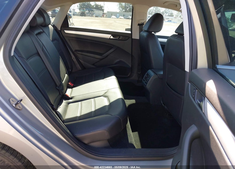 2013 VOLKSWAGEN PASSAT VIN: 1VWBN7A38DC134297
