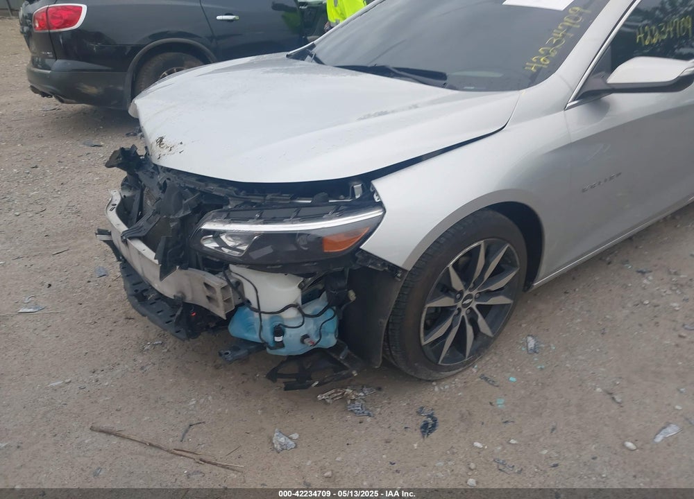 2018 CHEVROLET MALIBU LT VIN: 1G1ZD5ST2JF218688
